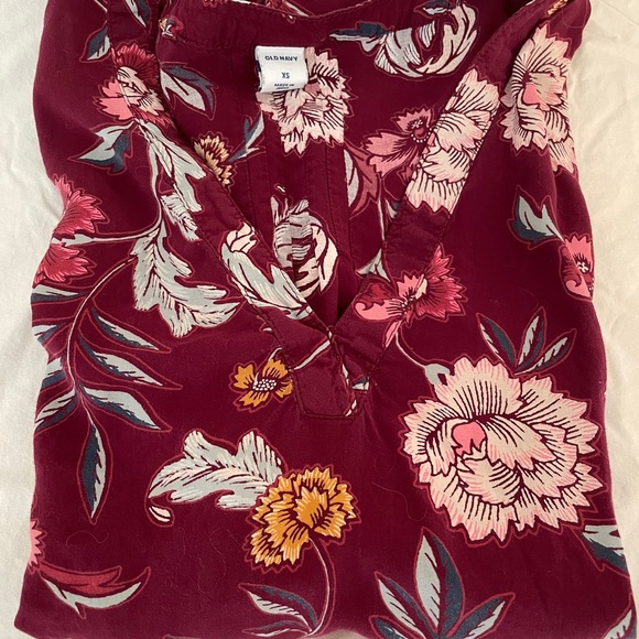 Old Navy Floral Tank - Picture 3 of 3
